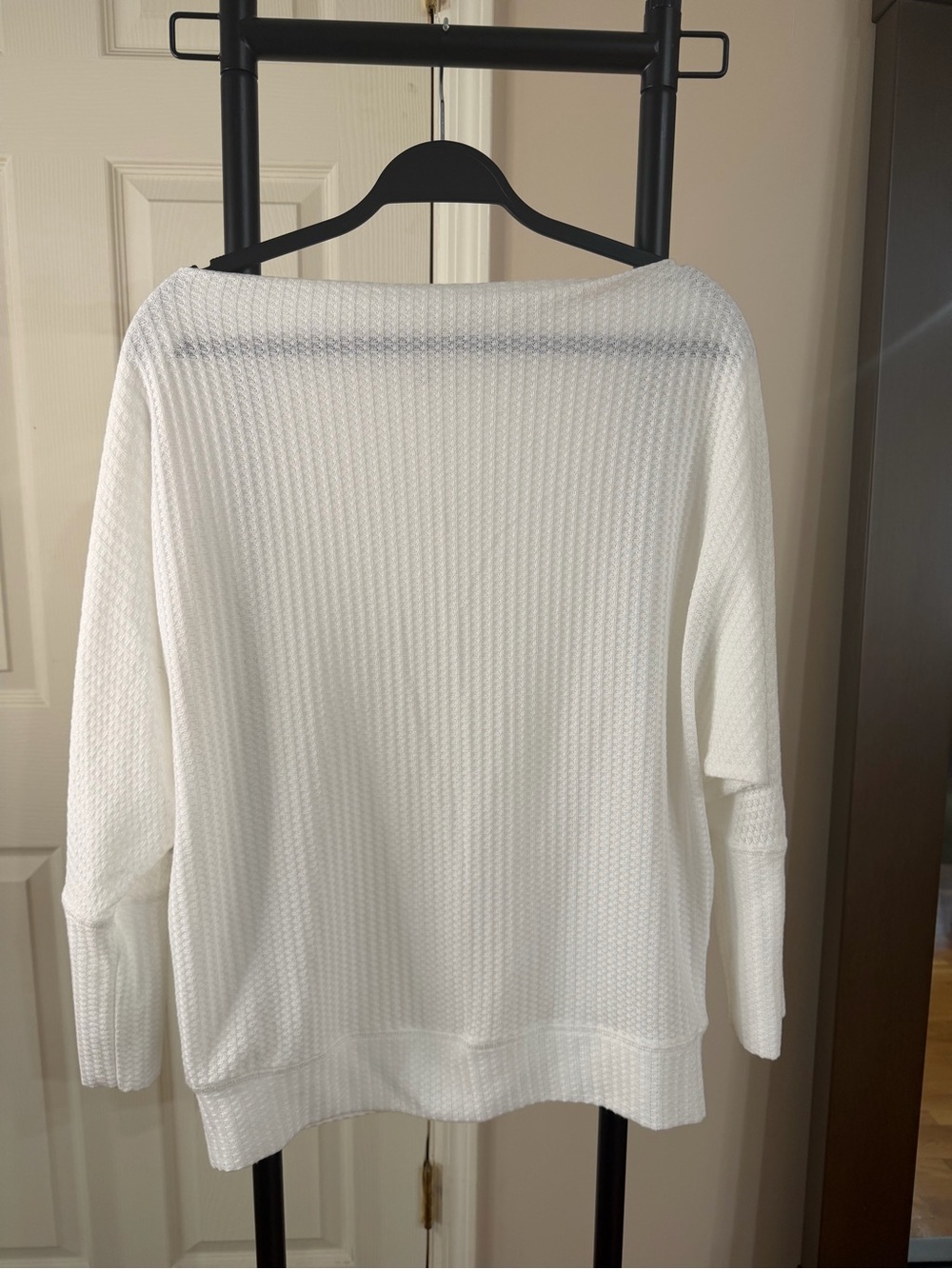 Women's Off-the-Shoulder White Textured Knit, elongated cuffs w/Full Sleeves.